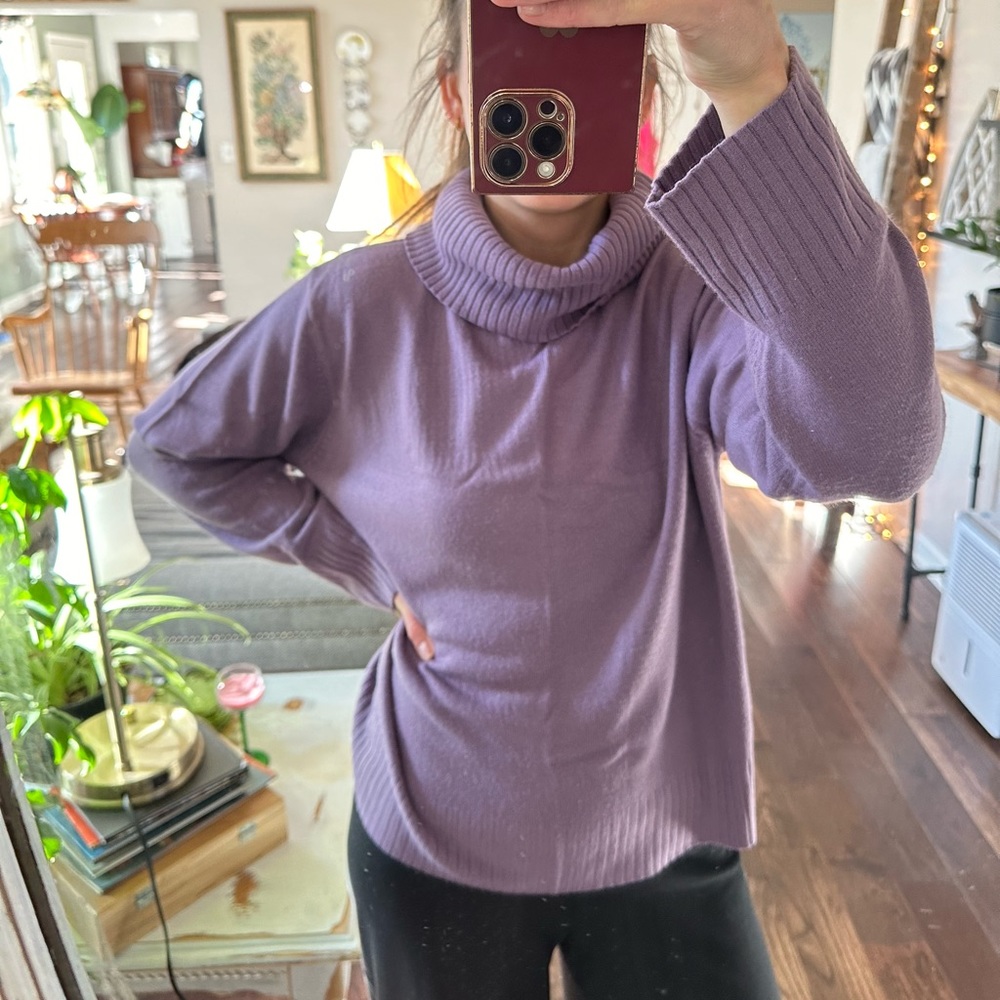 048: Vintage, Kathy Lee collection, purple turtleneck sweater